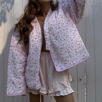 Damen Gepolsterte Kurz-Steppjacke mit floralem Micro-Print, Kontrastpaspel & Boxy-Silhouette Drune