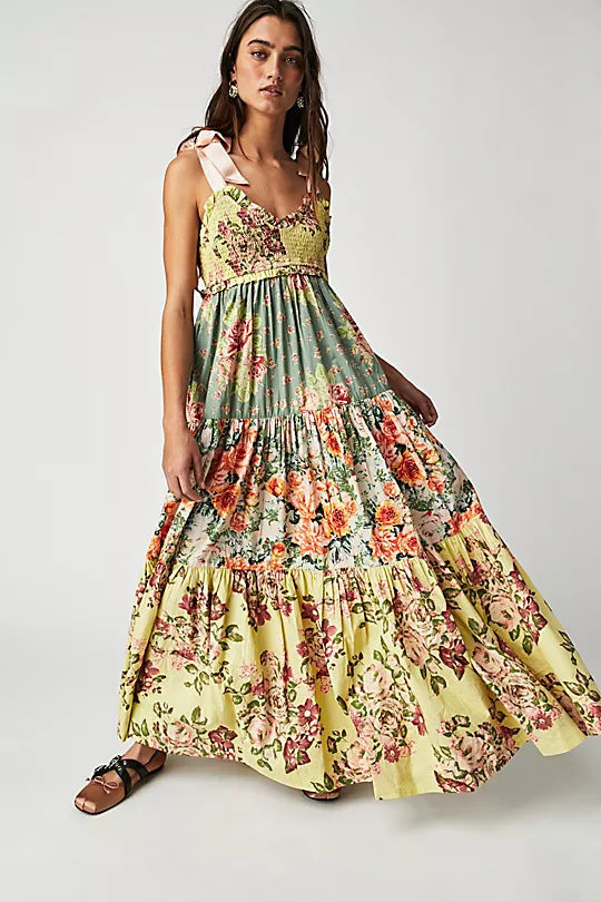 Damen Maxikleid mit floralen Mustern und voluminösem Rock Drune