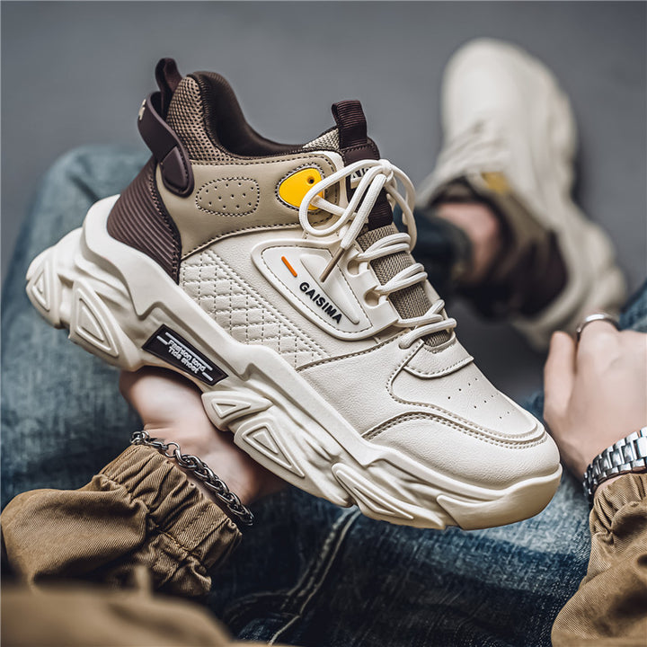 Unisex markante Chunky-Sneaker mit gesteppter Seitenpartie, Kunstleder-Overlays und profiliertem Offroad-Sohlenprofil Drune