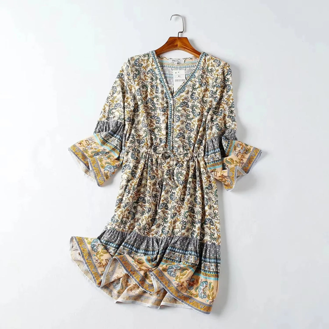 Damen Boho‑Minikleid mit V‑Ausschnitt, Tunnelzug‑Taillierung und Glockenärmeln Drune