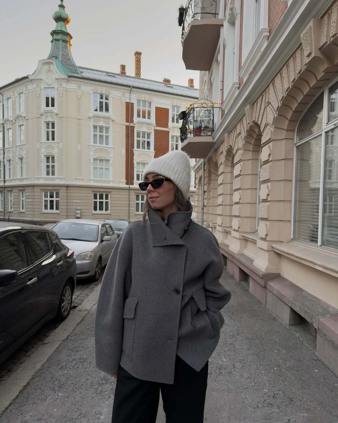 Damen Oversized Wolljacke mit ausgefallenem Schnitt und praktischen Taschen Drune