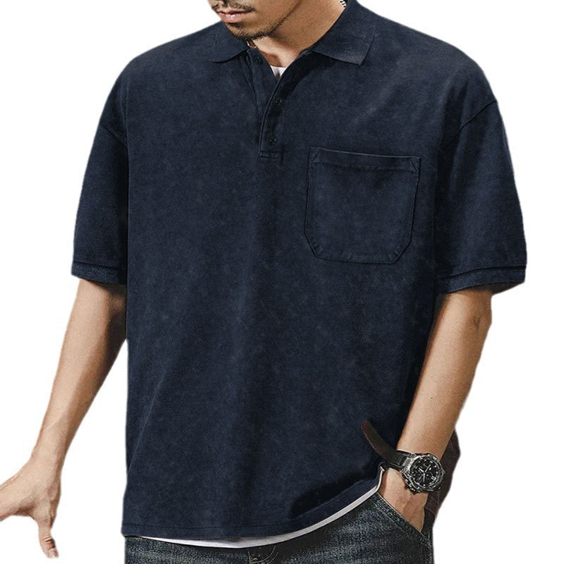 Herren nan locker geschnittenes Baumwoll-Poloshirt mit aufgesetzter Brusttasche und kurzer Knopfleiste Drune