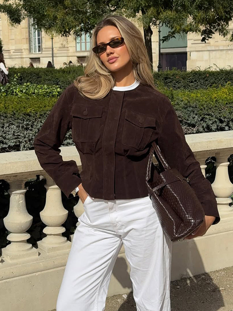 Damen Kurzjacke aus Veloursleder im Hemdjacke‑Stil mit aufgesetzten Brusttaschen Drune