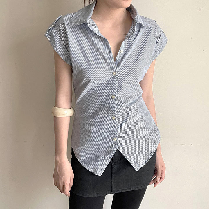 Damen kurzärmliges Hemdblusenshirt mit tailliertem Schnitt und eleganten Raffungen Drune