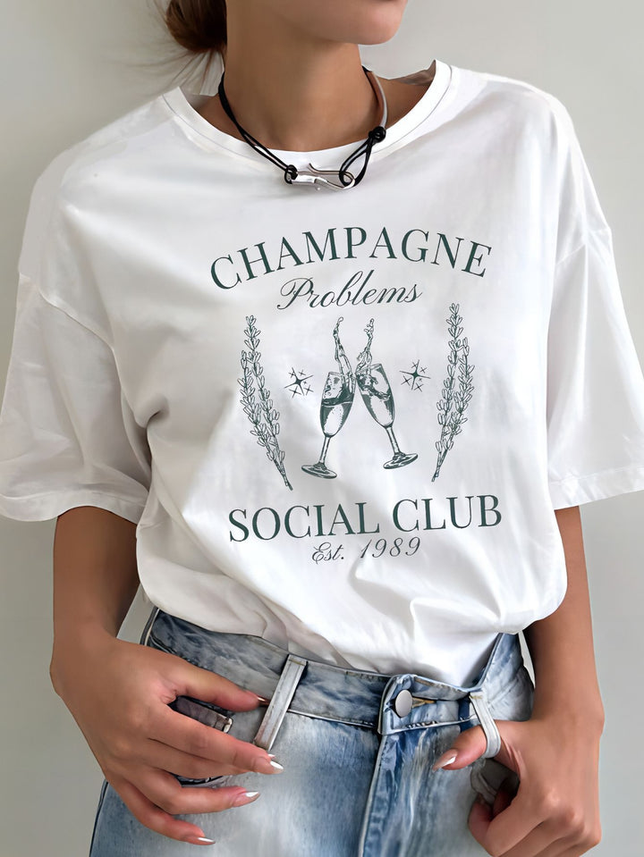 Damen T-Shirt mit kreativem Grafikdruck und luxuriösen Paillettenakzenten Drune