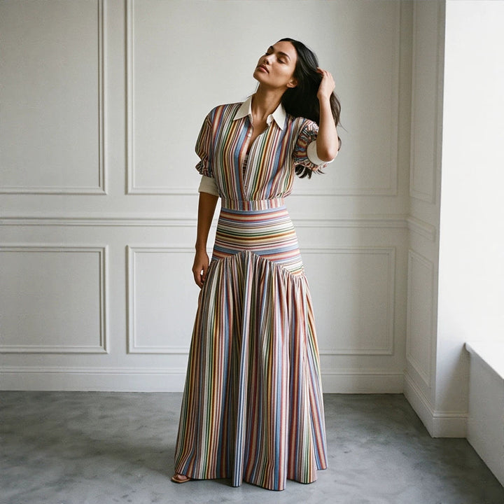 Damen Maxikleid mit Hemdkragen, tailliertem Bund & mehrlagigem Stufenrock Drune