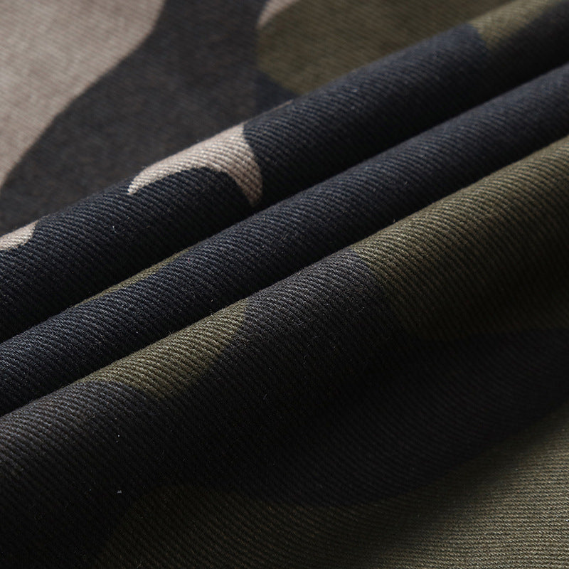 Herren Camouflage-Fieldjacke im Utility‑Look mit Mehrfach‑Taschen und Schulterepauletten Drune