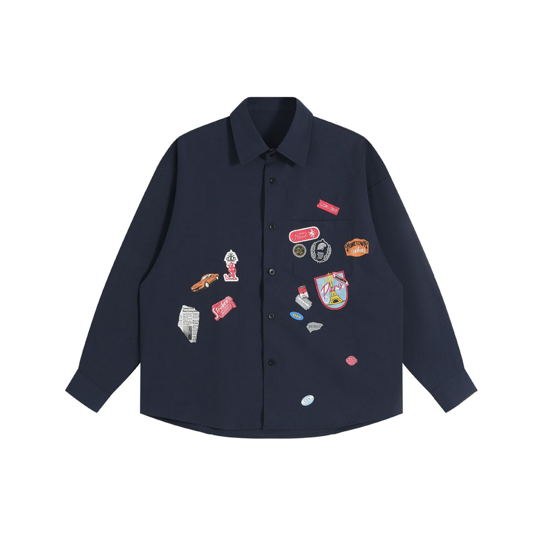 Unisex Lockeres Button-Down-Hemd mit vintage-inspirierten Emblem-Patches und Brusttasche Drune