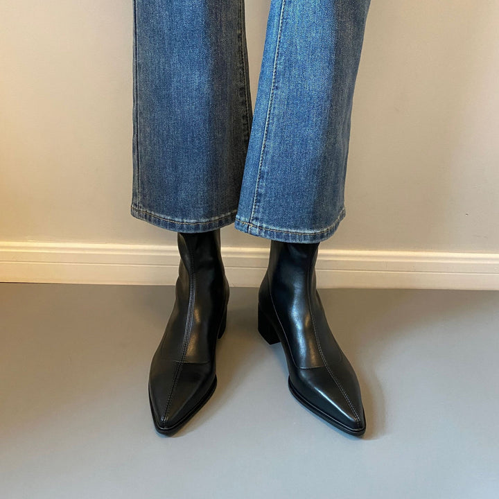 Damen Knöchelhohe Leder-Ankleboots mit spitzer Kappenform und sculpted Blockabsatz Drune