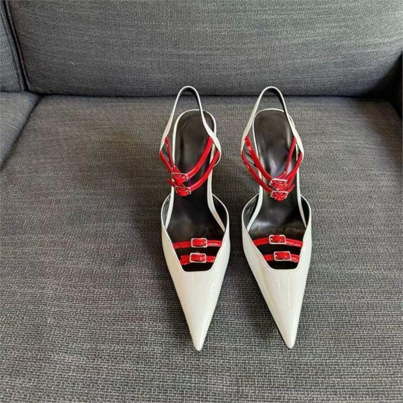 Damen Spitz zulaufende Slingback‑Pumps in Lackoptik mit mehrreihigen Zierriemen und verstellbaren Schnallen Drune