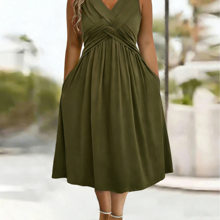 Damen Sommerkleid mit tiefem V-Ausschnitt und Seitentaschen Drune