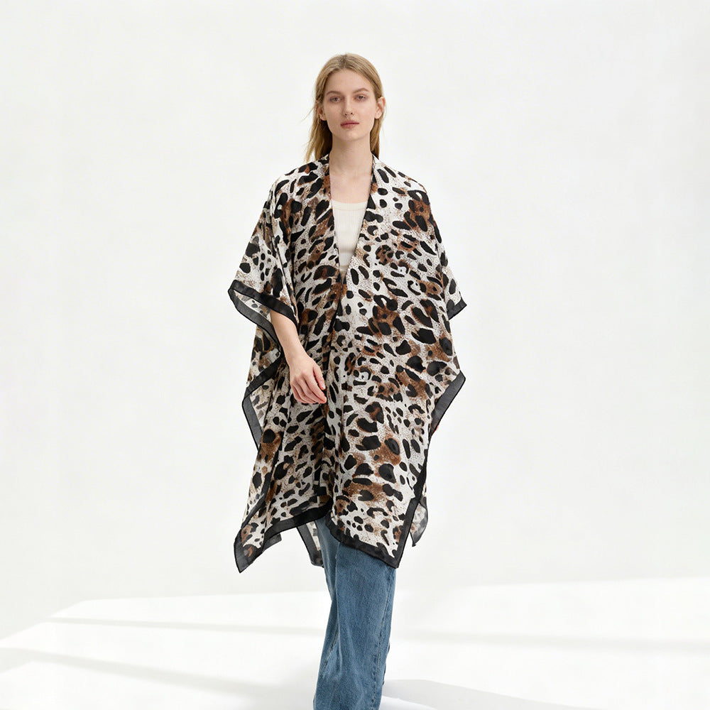 Damen Viskoseleichter Kimono-Überwurf im Oversize-Schnitt mit Leopardenjacquard Drune