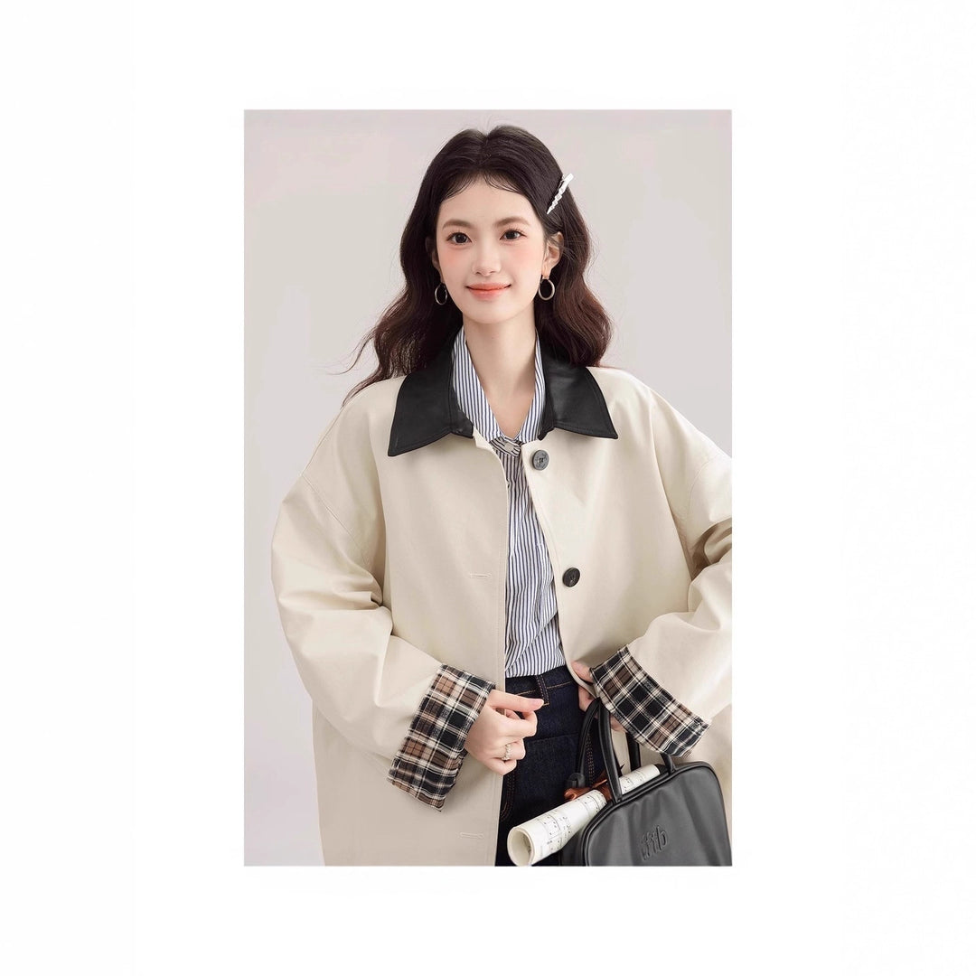 Damen Oversized Trenchcoat mit Kontrastkragen und Karo-Futter Drune