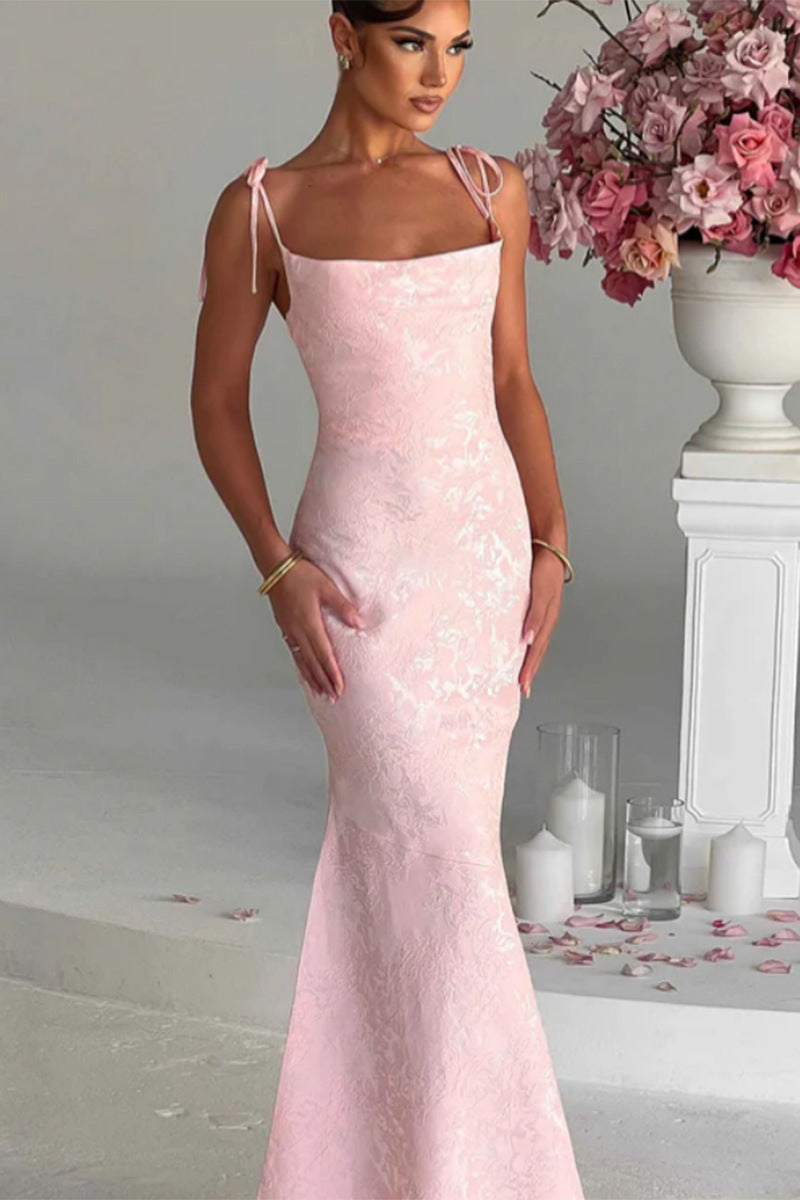 Damen Elegantes Maxikleid mit verführerischen Spaghettiträgern Drune
