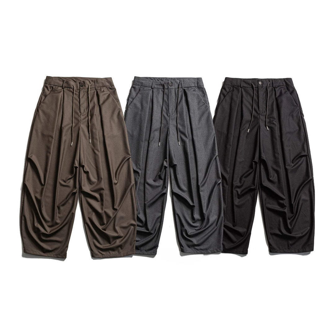 Herren Cropped-Hose mit Bundfalten, Tunnelzug und dezenter Bundverlängerung Drune