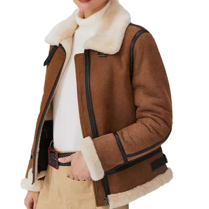 Damen Kurz geschnittene Aviator Lammfell‑Imitatjacke mit Teddyfutter und Kunstlederbesatz Drune