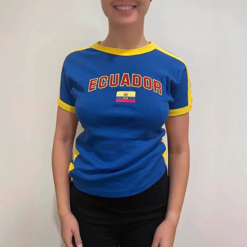 Damen T-Shirt mit kulturellem Schriftzug und Flaggenmotiv Drune