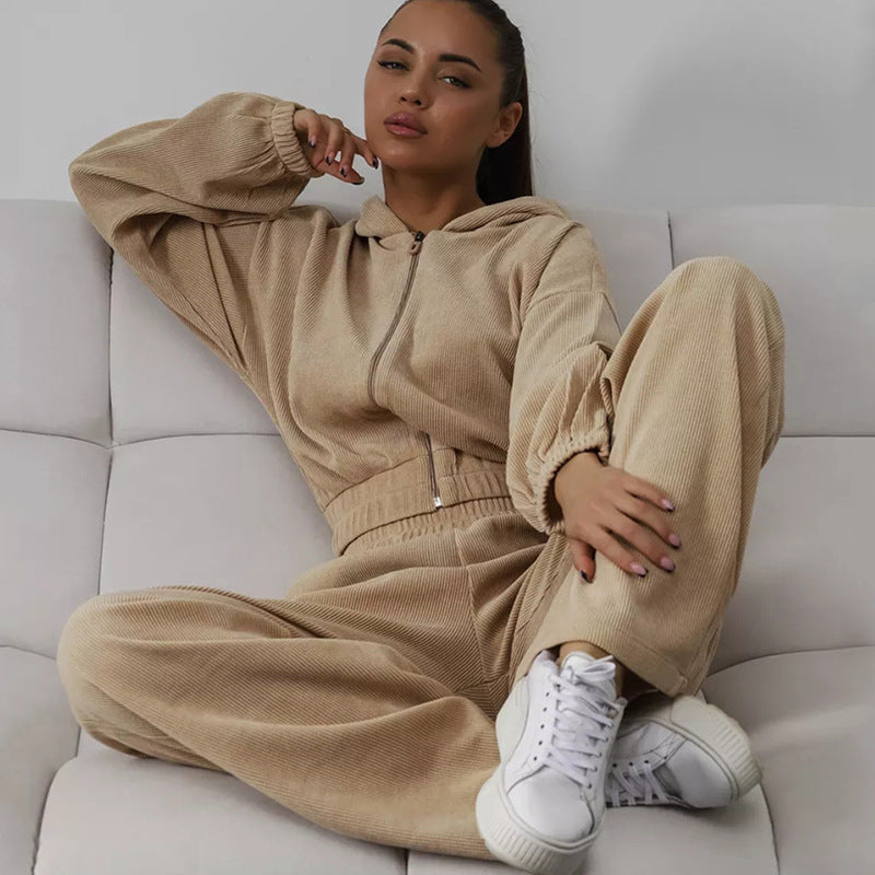 Damen Velours-Loungewear-Set mit kurzem Reißverschluss-Hoodie und weiter hochgeschnittener Palazzohose Drune