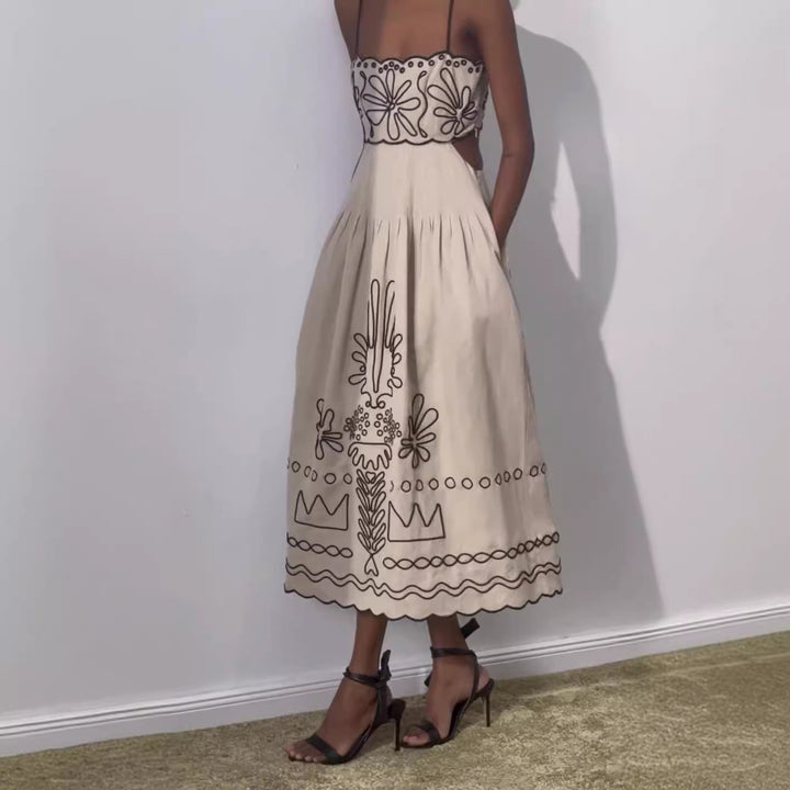 Damen Kleid mit raffiniertem Blumenmotiv und lockerer Passform Drune