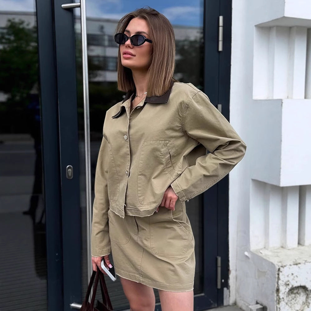 Damen Zweiteiliges Baumwoll-Utility-Set mit Cropped-Jacke und Minirock Drune