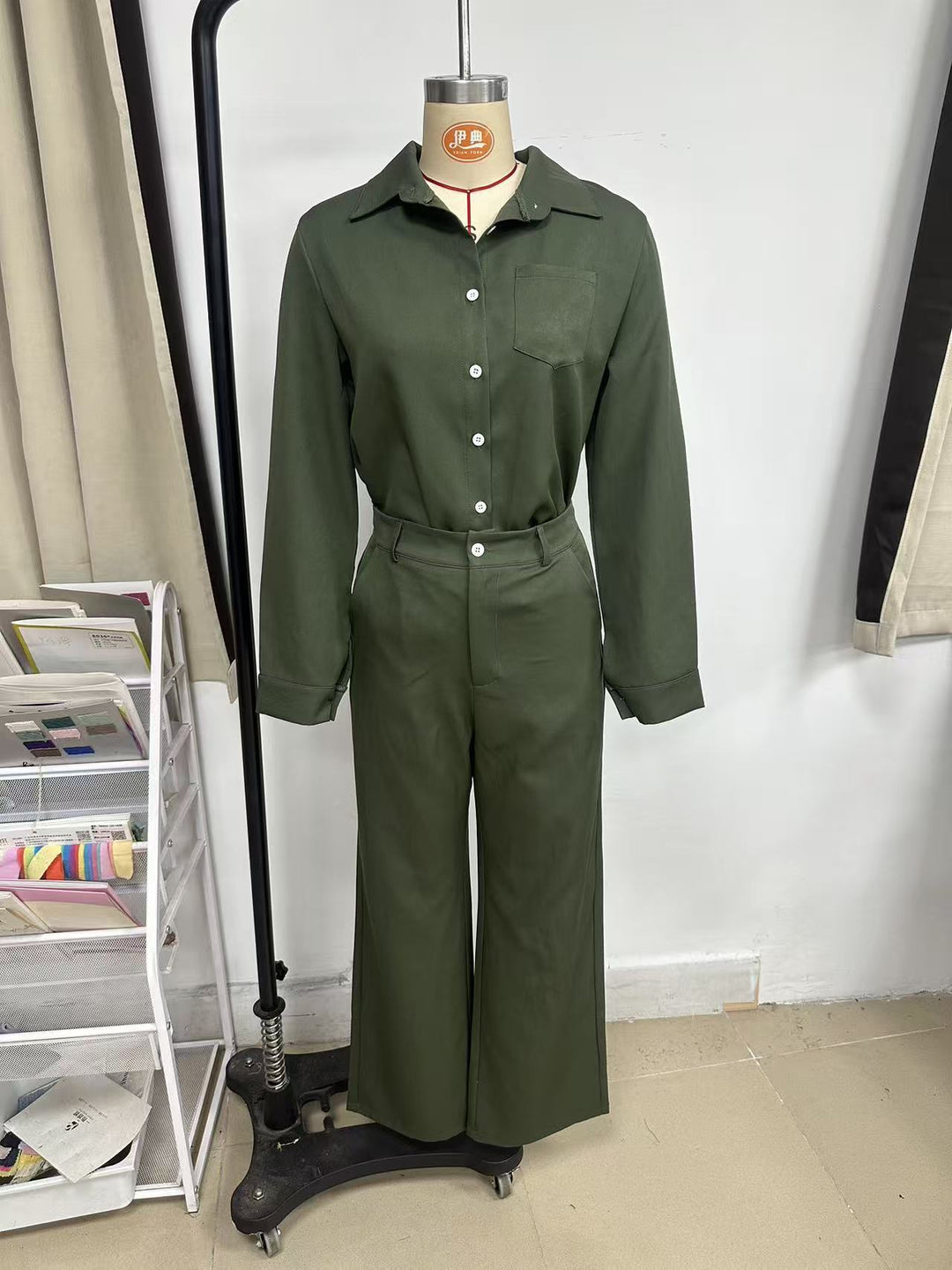 Damen Zweiteiliges Business-Hosenanzug-Set mit Hemdbluse und weiter Bundfaltenhose Drune