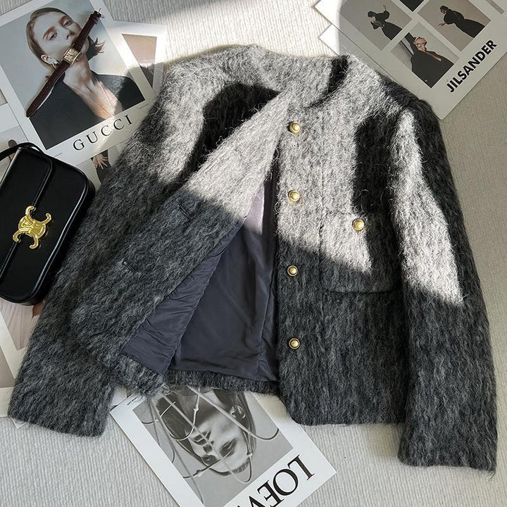 Damen luxuriöse Strickjacke mit goldenen Knopfdetails Drune