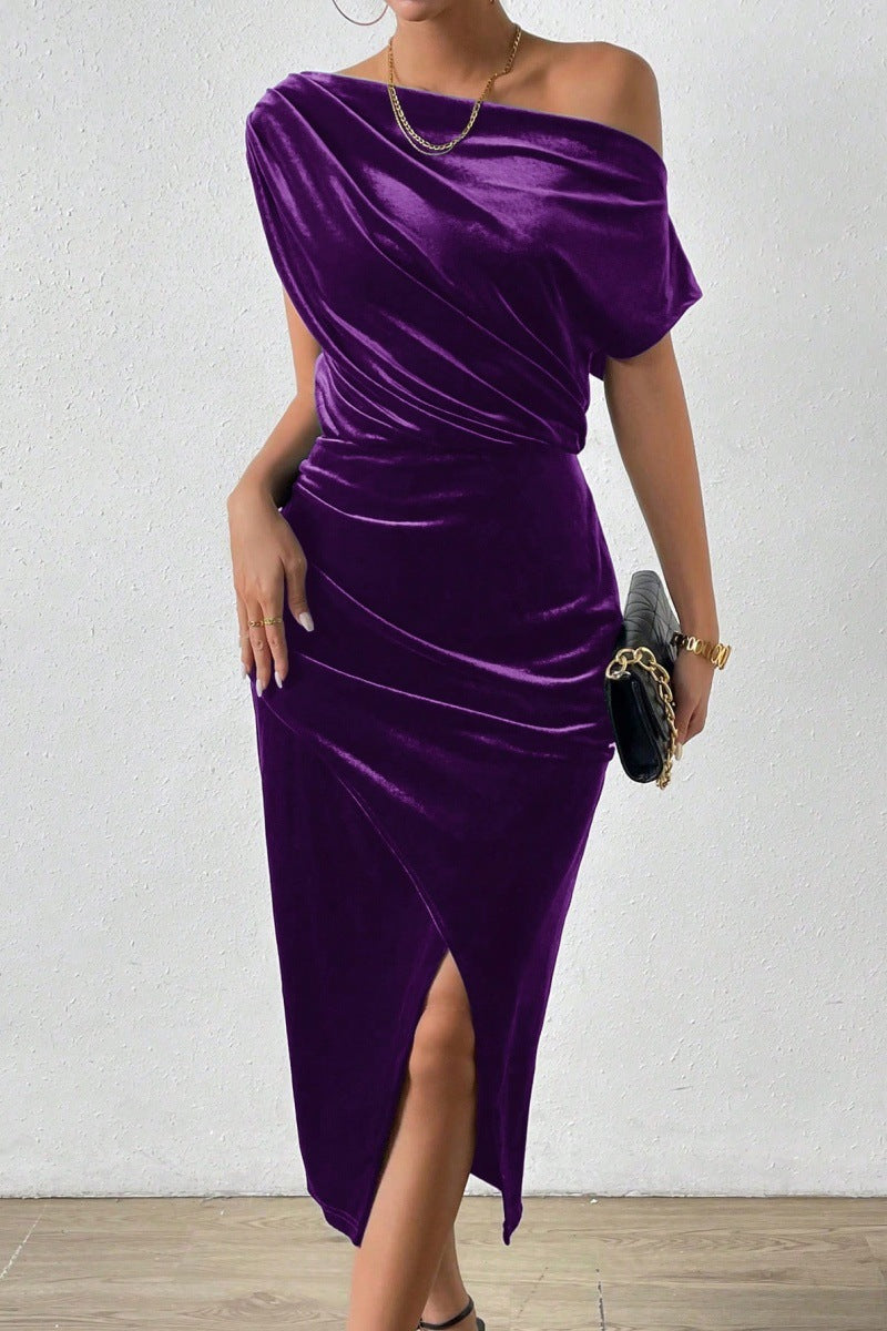 Damen Etuikleid mit tiefem Ausschnitt und elegantem Satin-Finish Drune
