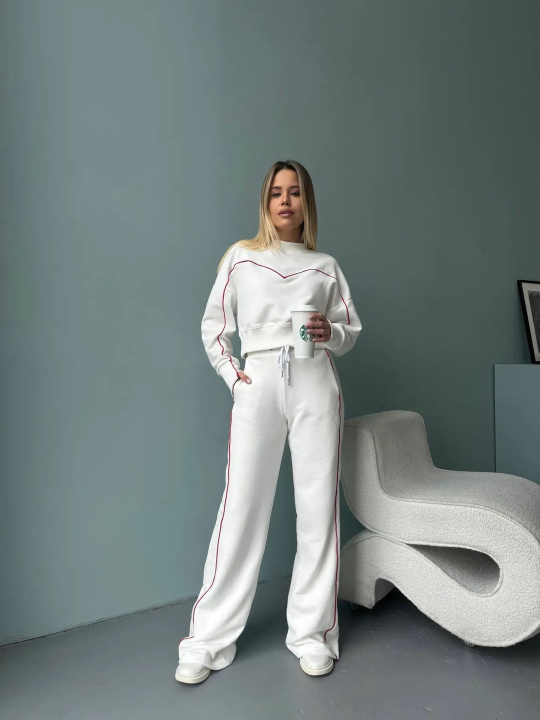 Damen kurzes Oversize-Sweatshirt mit Kordelzug-Jogginghose und Kontrastnähten Drune