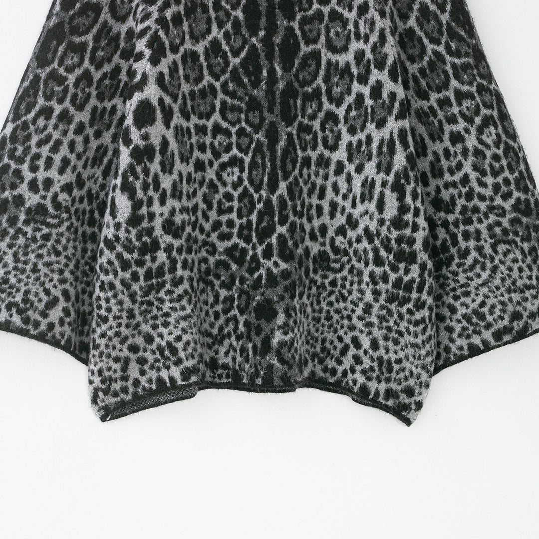 Damen Cape-Poncho mit Leopardenjacquard und Stehkragen Drune