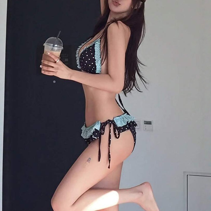 Damen Triangel-Bikini mit Rüschen und dekorativem Design Drune