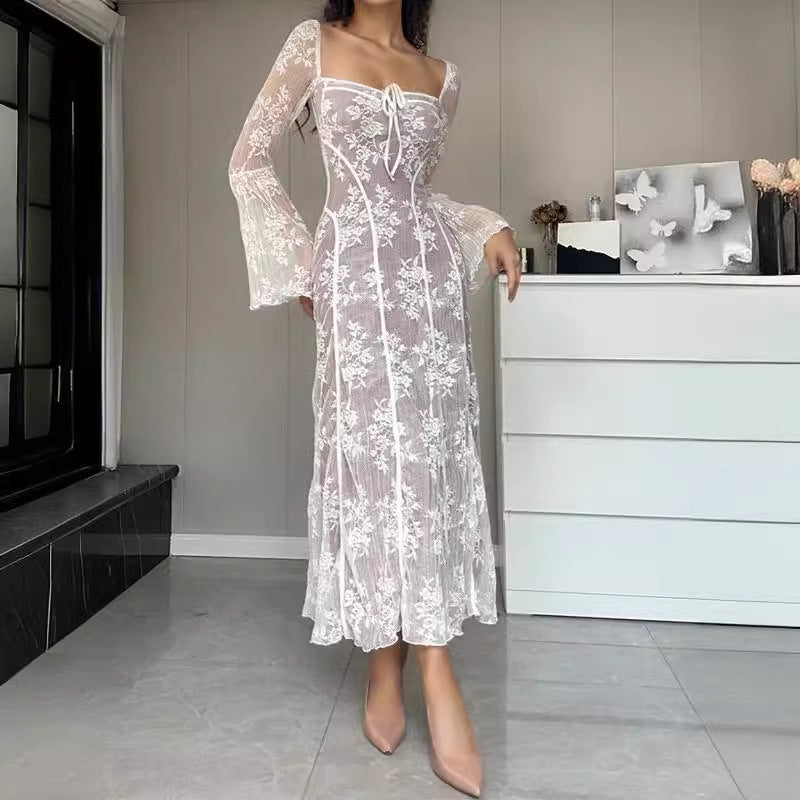 Damen Spitzenkleid mit Korsagen-Bustier, Glockenärmeln & zartem Spitzen-Overlay Drune