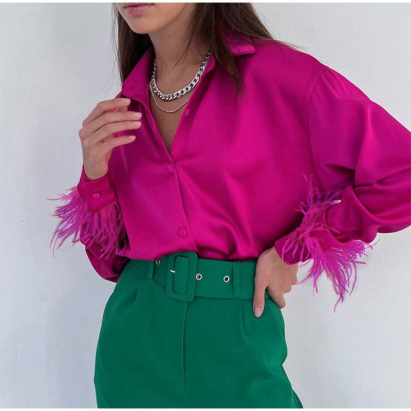 Damen Bluse mit bunten Federn und elegantem Schnitt Drune