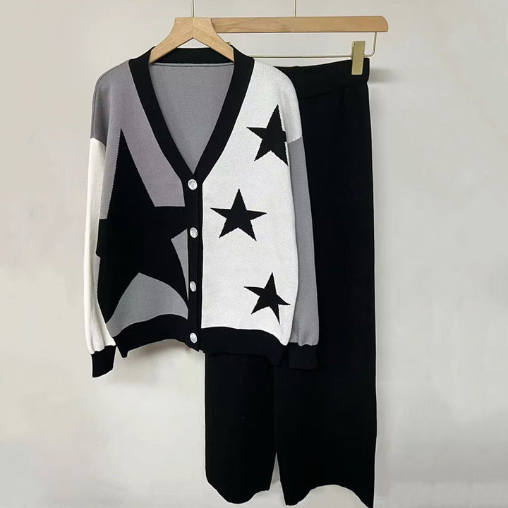 Damen modisches Strickset mit auffälligem Sternmuster und Knopfdetaillierung Drune