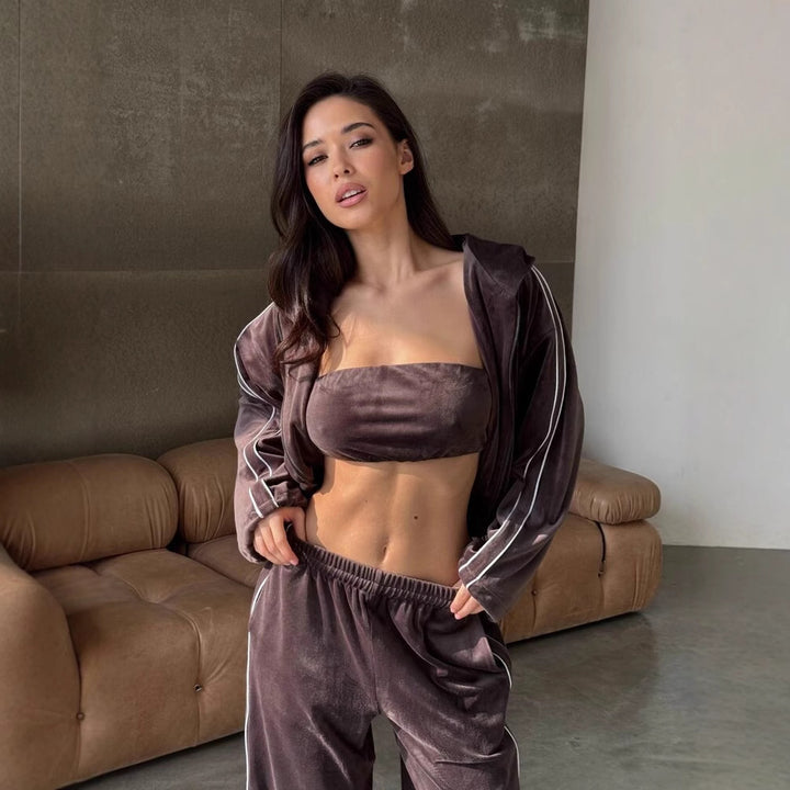 Damen dreiteiliges Samt-Lounge-Set mit Bandeau-Top, Kapuzen-Zipjacke und weiter High-Waist Palazzo-Hose Drune