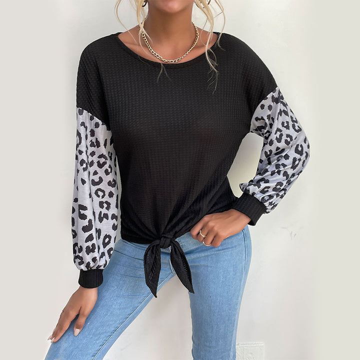 Damen Lässiges Shirt mit Waffelstruktur, Leoparden-Ärmeln und Knotenfront Drune