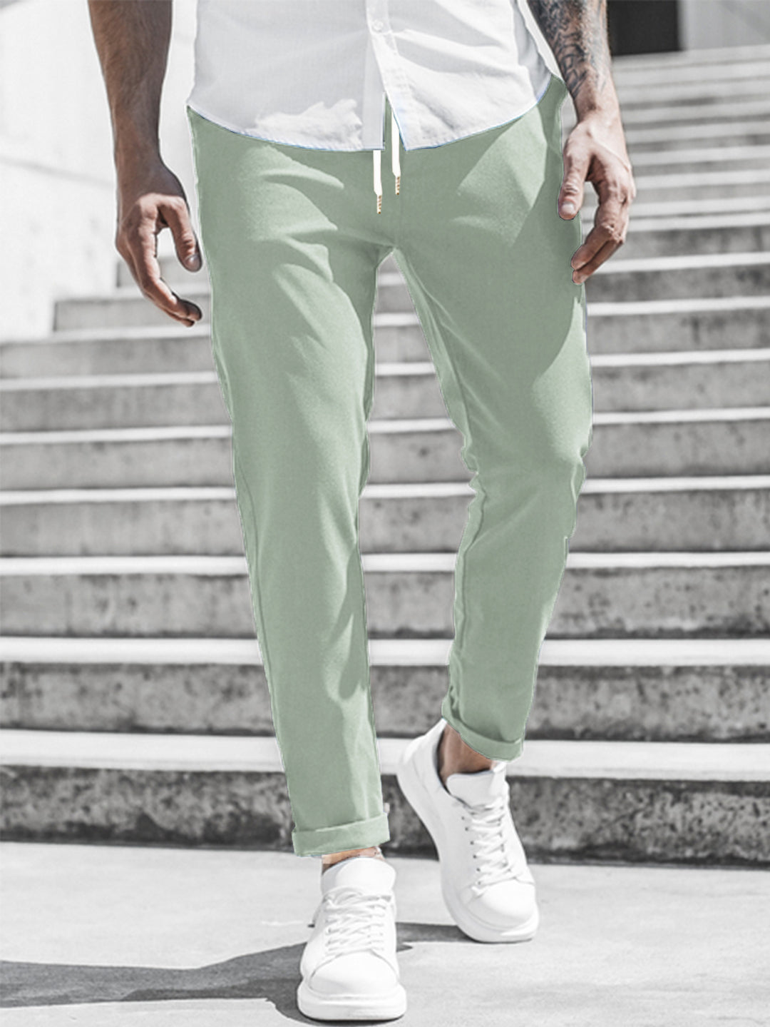 Herren Sportliche Chino-Hose mit flexiblem Bund und modernen Details Drune