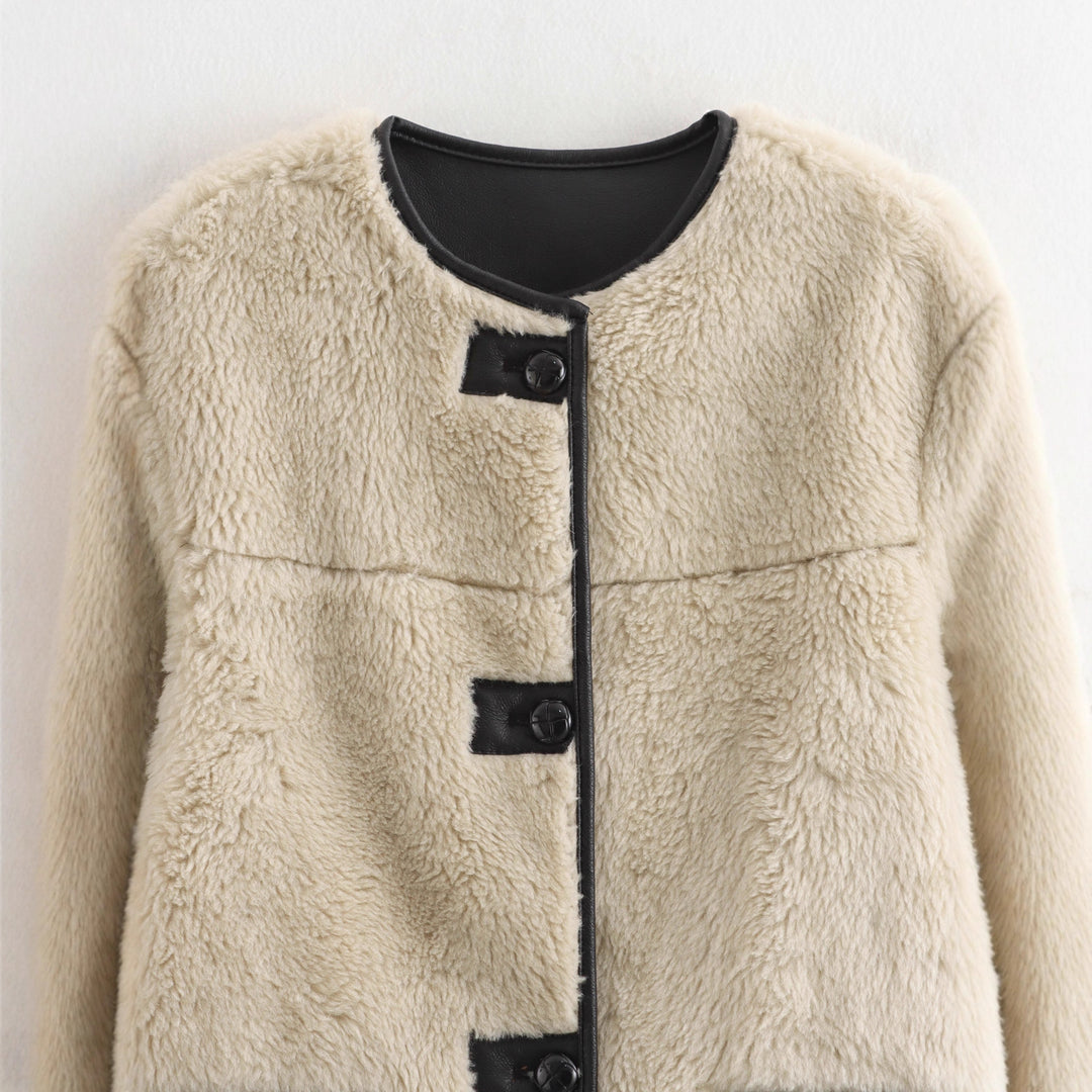 Damen Kuscheljacke mit hochwertigem Kunstfell und praktischen Taschen Drune