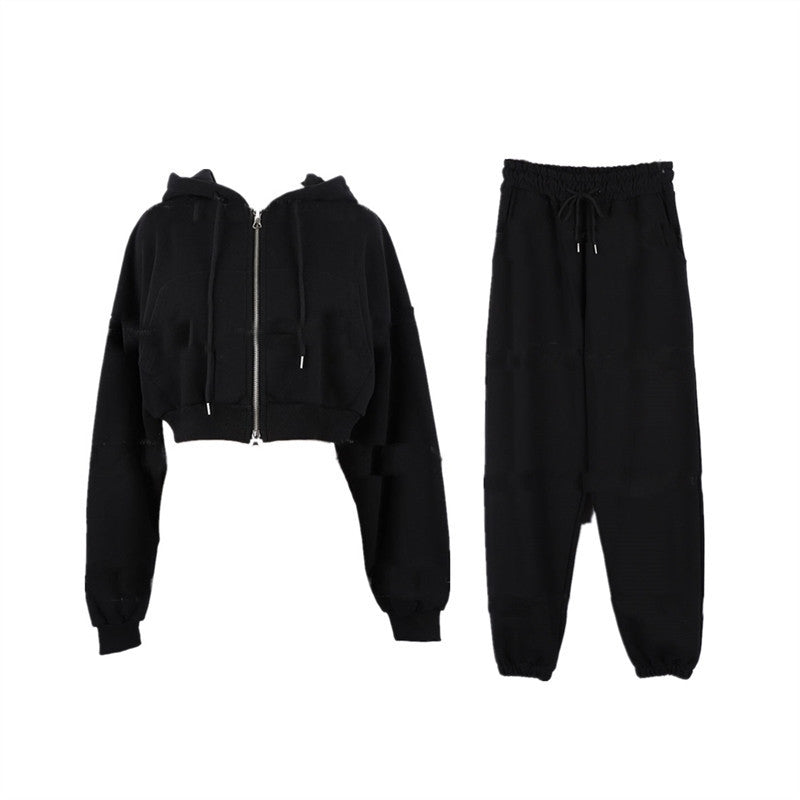 Damen sportliches Freizeit-Set mit cropped Kapuzenjacke und Jogginghose Drune