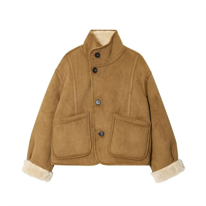 Damen nan kurze Lammfellimitatjacke mit Stehkragen, großer aufgesetzter Taschen und knöpfbarer Front Drune