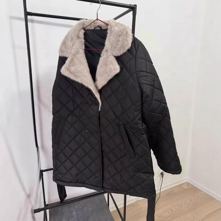 Damen gesteppte Winterjacke mit weichem Kragen und praktischen Taschen Drune