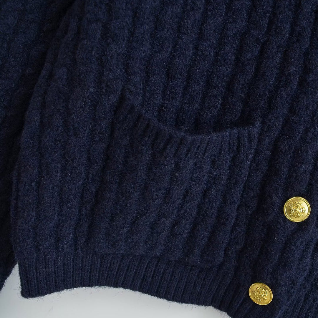 Damen Strickjacke mit strukturiertem Design und goldenen Knöpfen Drune