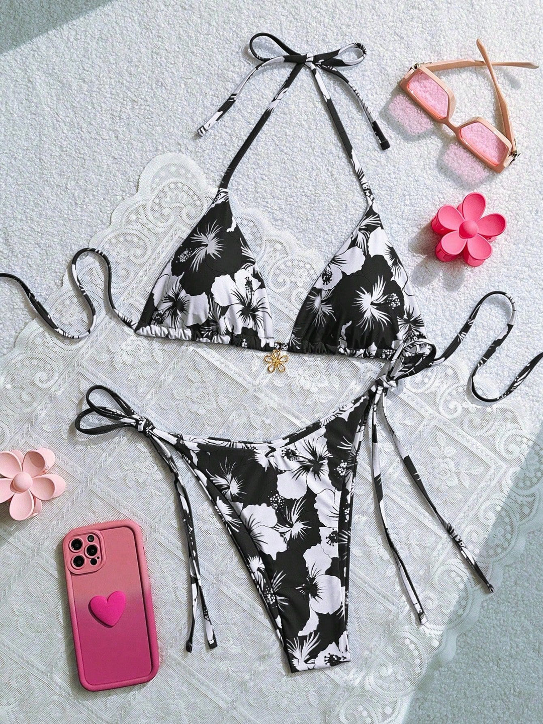 Damen Triangel-Bikini mit floralen Akzenten und raffinierten Bindebändern Drune