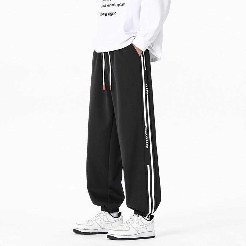 Herren Sportliche Relaxed Fit Jogginghose  1788279548