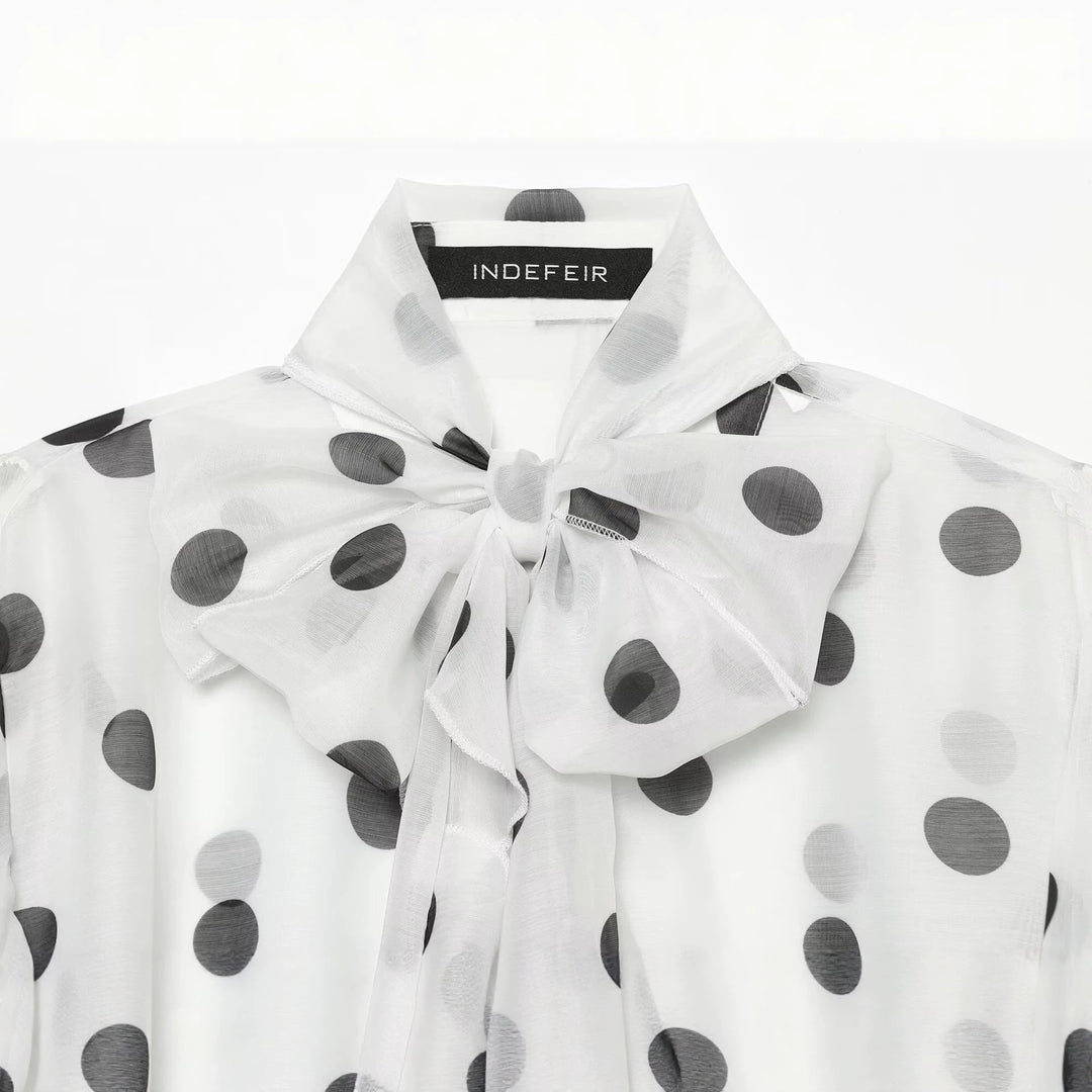 Damen Leichte Chiffonbluse mit Volants, Schleifenkragen und Pünktchenprint Drune