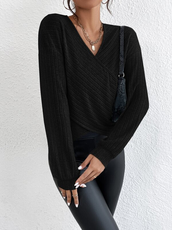 Drune | V-Ausschnitt-Crossover-Pullover Für Mühelosen Stil Für Frauen