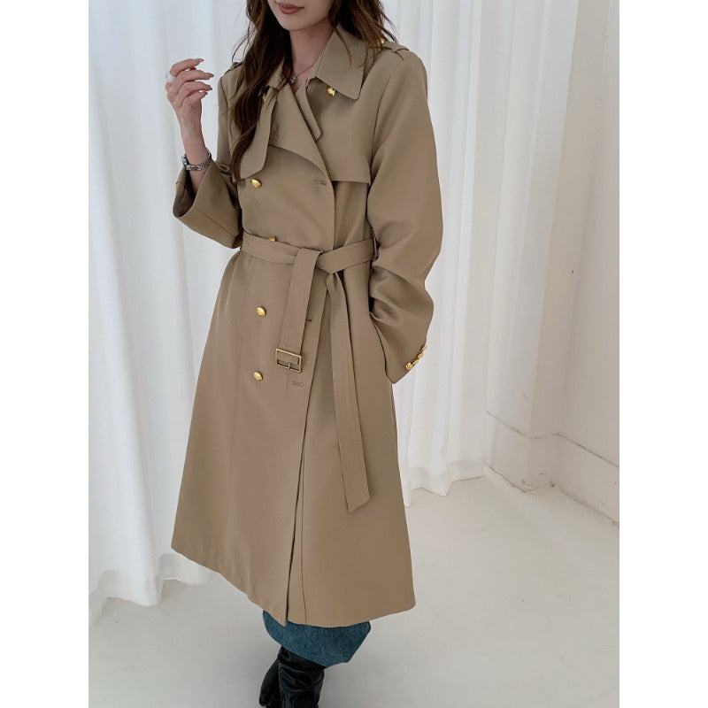 Damen Taillierter Trenchcoat mit Bindegürtel und goldenen Knopfdetails Drune