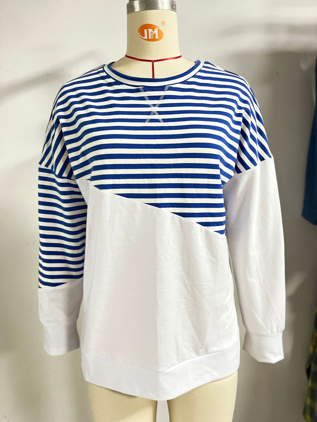 Damen lässiges Sweatshirt mit gestreiftem Design und abgesetztem Saum Drune