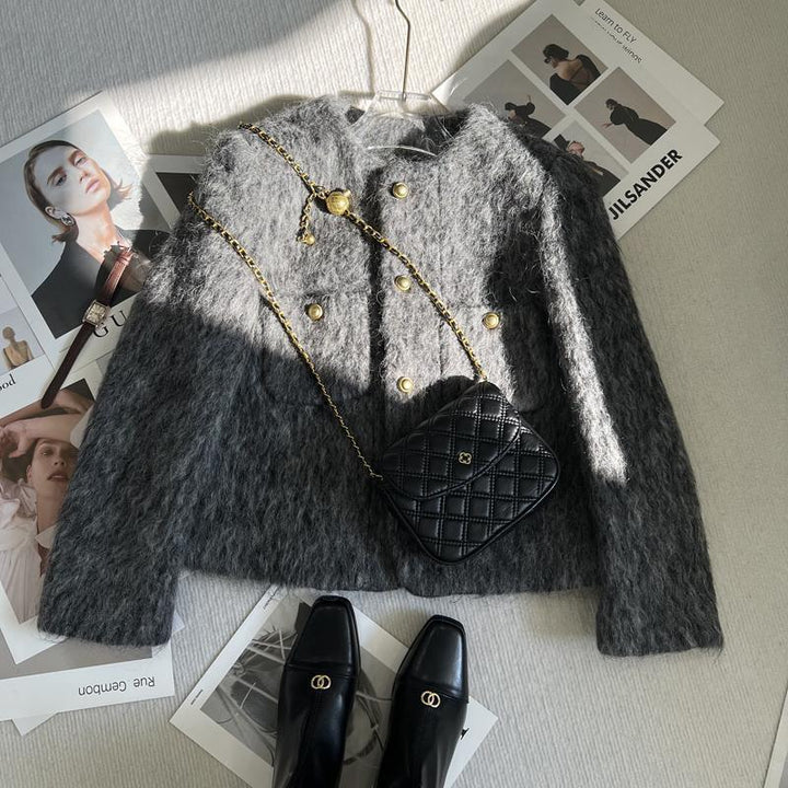 Damen luxuriöse Strickjacke mit goldenen Knopfdetails Drune