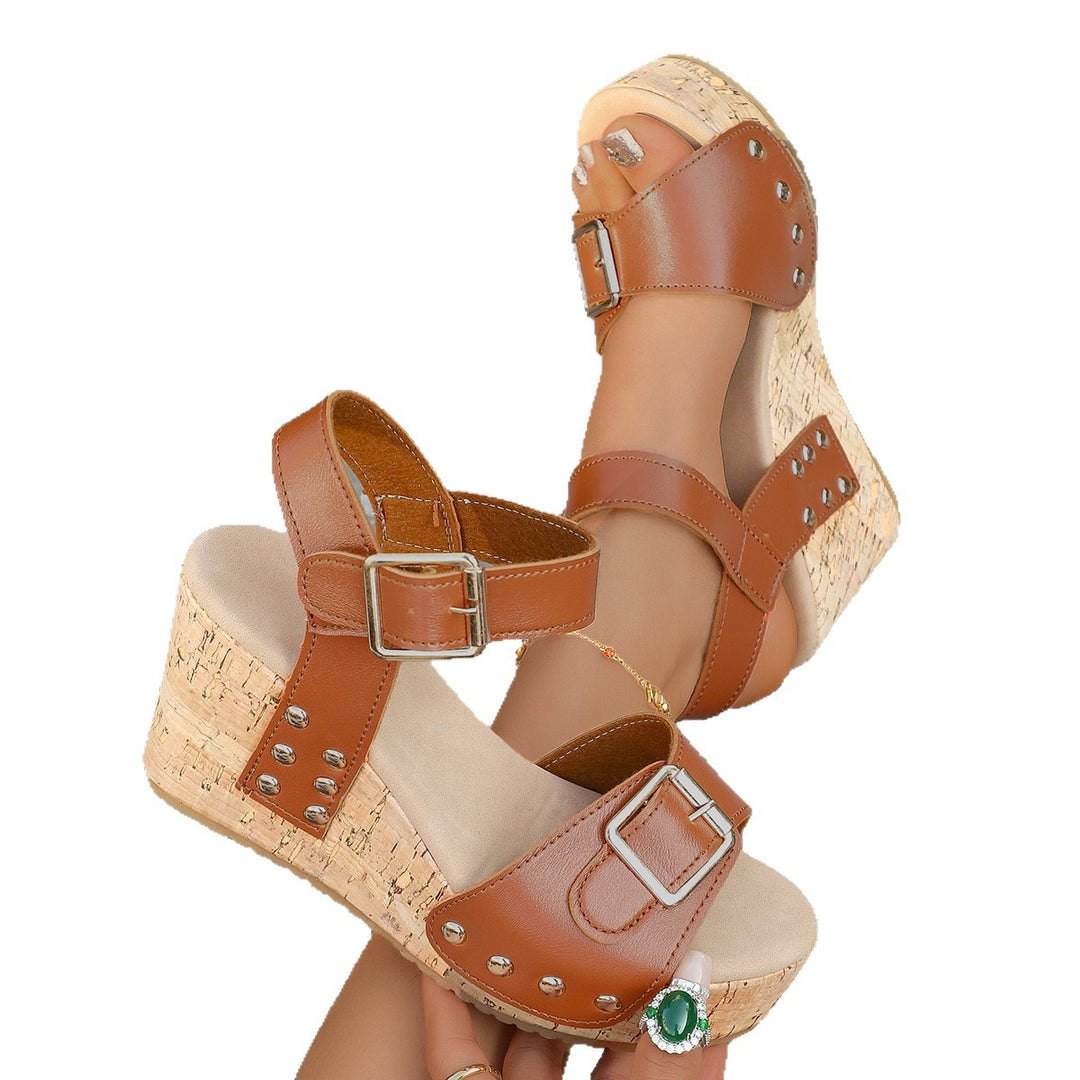 Damen Keil-Sandaletten mit Korkplatform, verstellbaren Schnallen und Nieten Drune