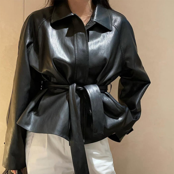Damen Taillierbare Kunstlederjacke mit Wickelgürtel und kastiger Silhouette Drune
